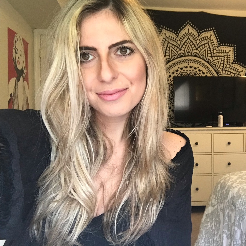 Meet your Posher, Carly